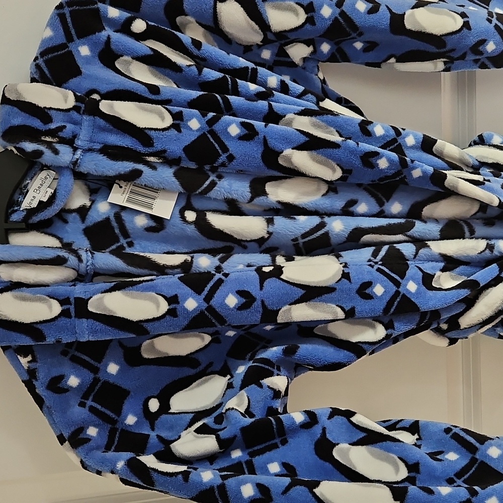 Hooded fleece robe